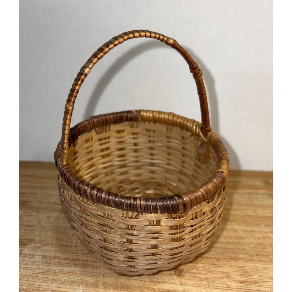 Artisan Crafted Vintage Miniature Handled Basket Made In USA Appalachian Style